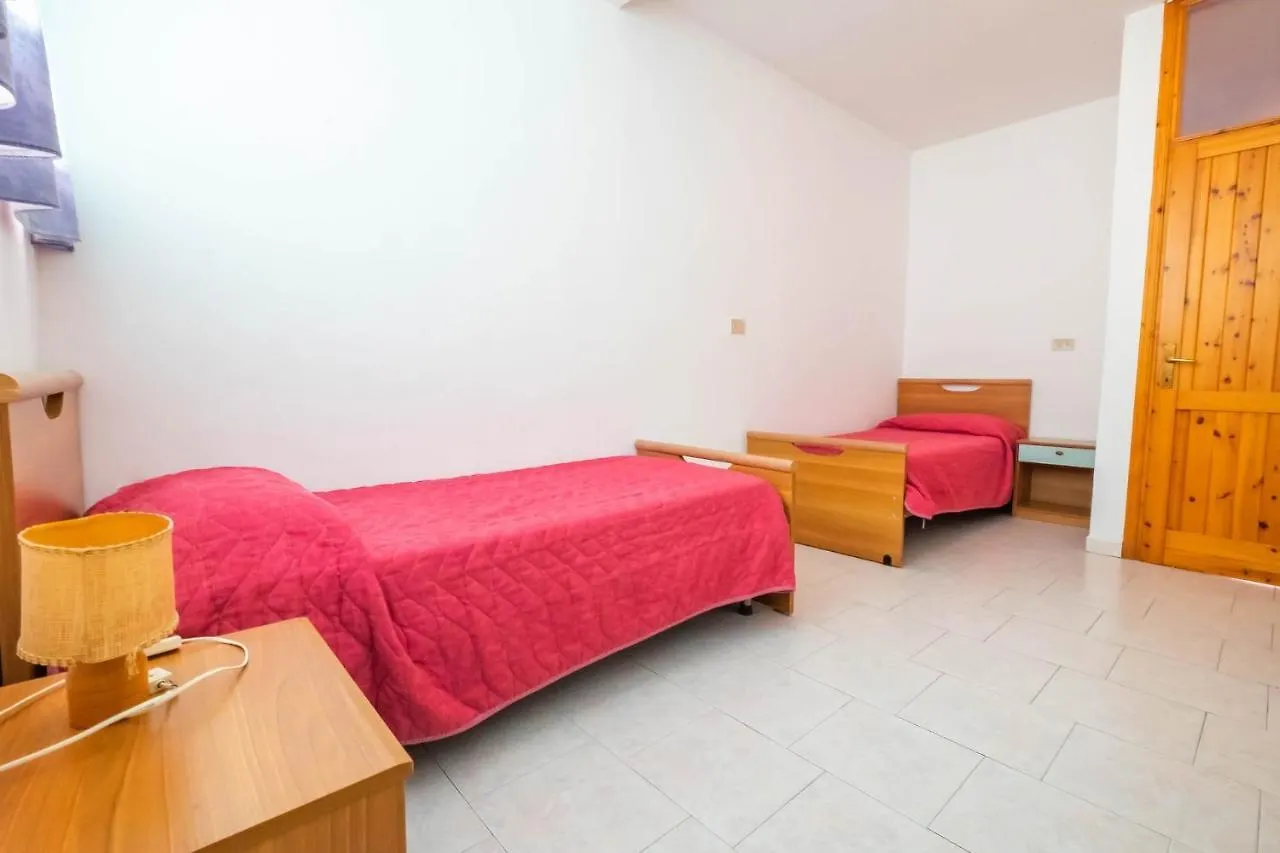 Agenzia Vear - Villa Angela Lido delle Nazioni 0*,