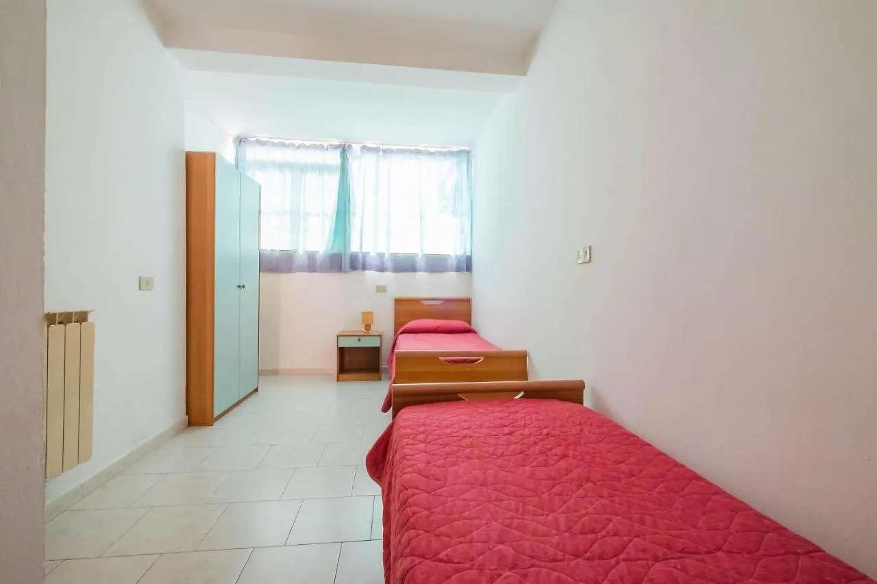 Agenzia Vear - Villa Angela Lido delle Nazioni Apartment
