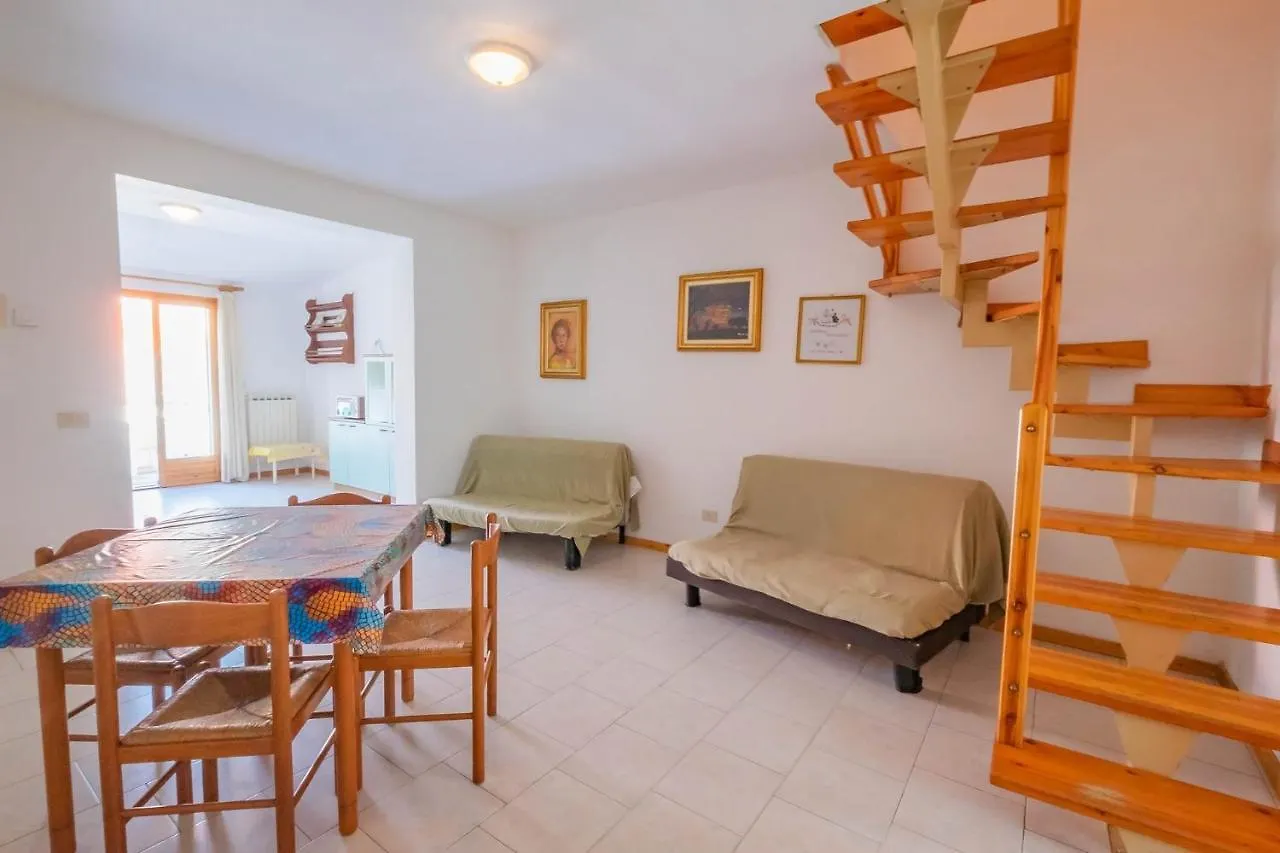Agenzia Vear - Villa Angela Lido delle Nazioni